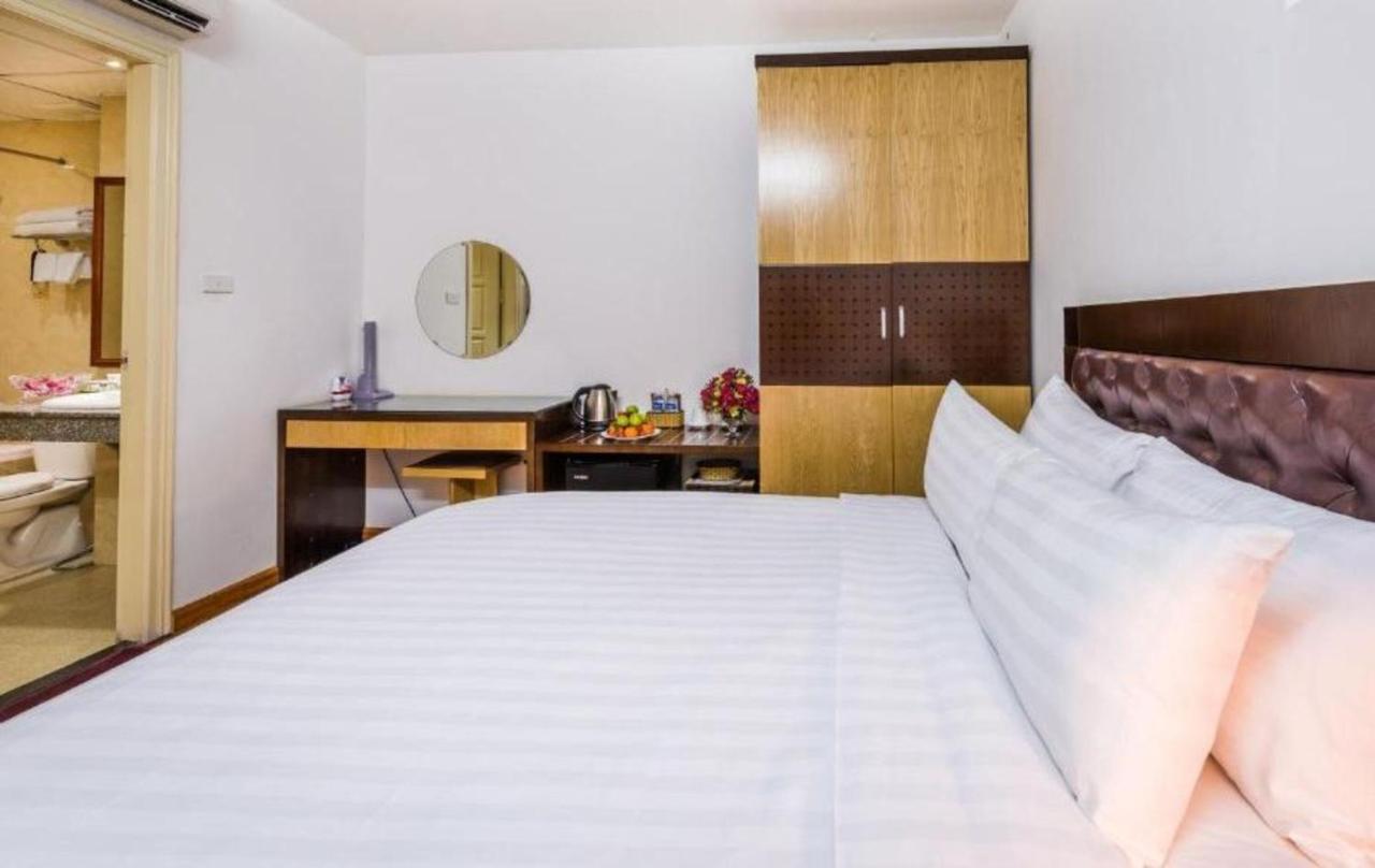 Tu Sakura Hotel Hanoi Buitenkant foto