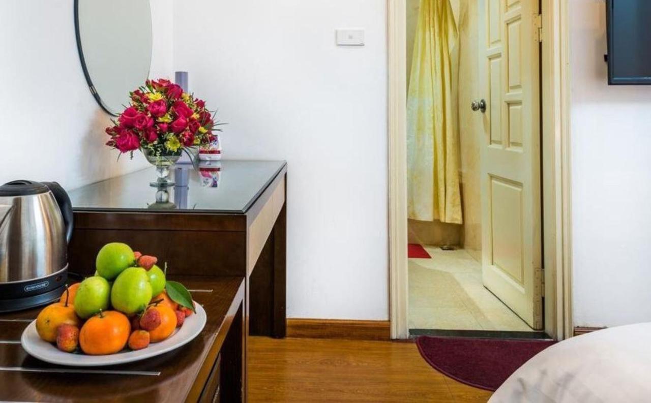 Tu Sakura Hotel Hanoi Buitenkant foto
