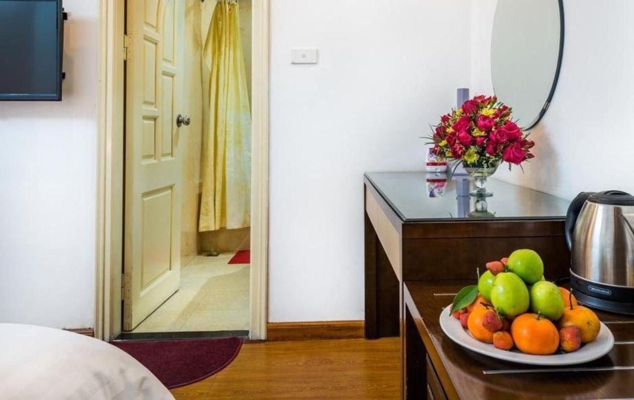 Tu Sakura Hotel Hanoi Buitenkant foto