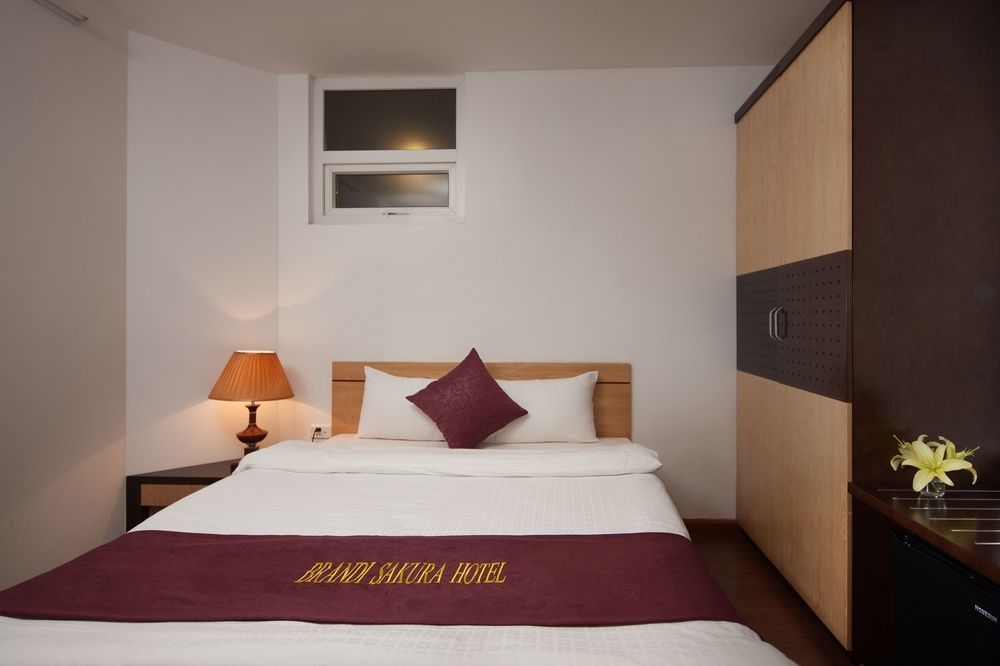 Tu Sakura Hotel Hanoi Buitenkant foto