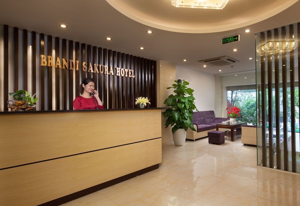 Tu Sakura Hotel Hanoi Buitenkant foto