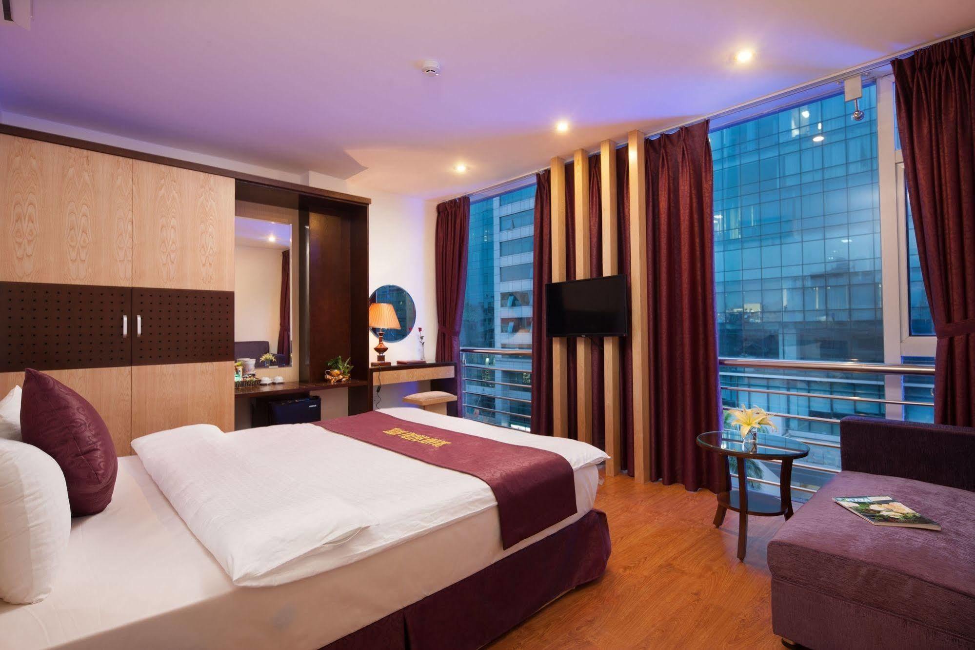 Tu Sakura Hotel Hanoi Buitenkant foto