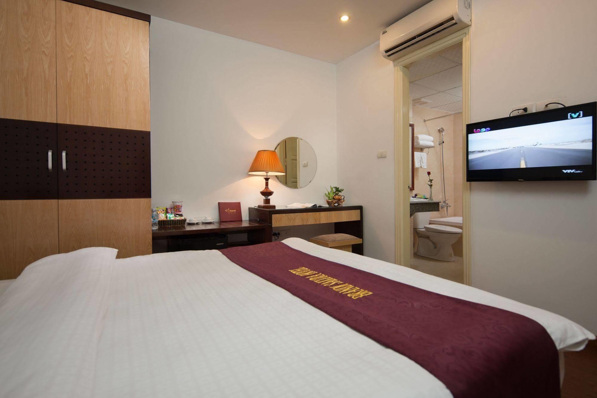 Tu Sakura Hotel Hanoi Buitenkant foto