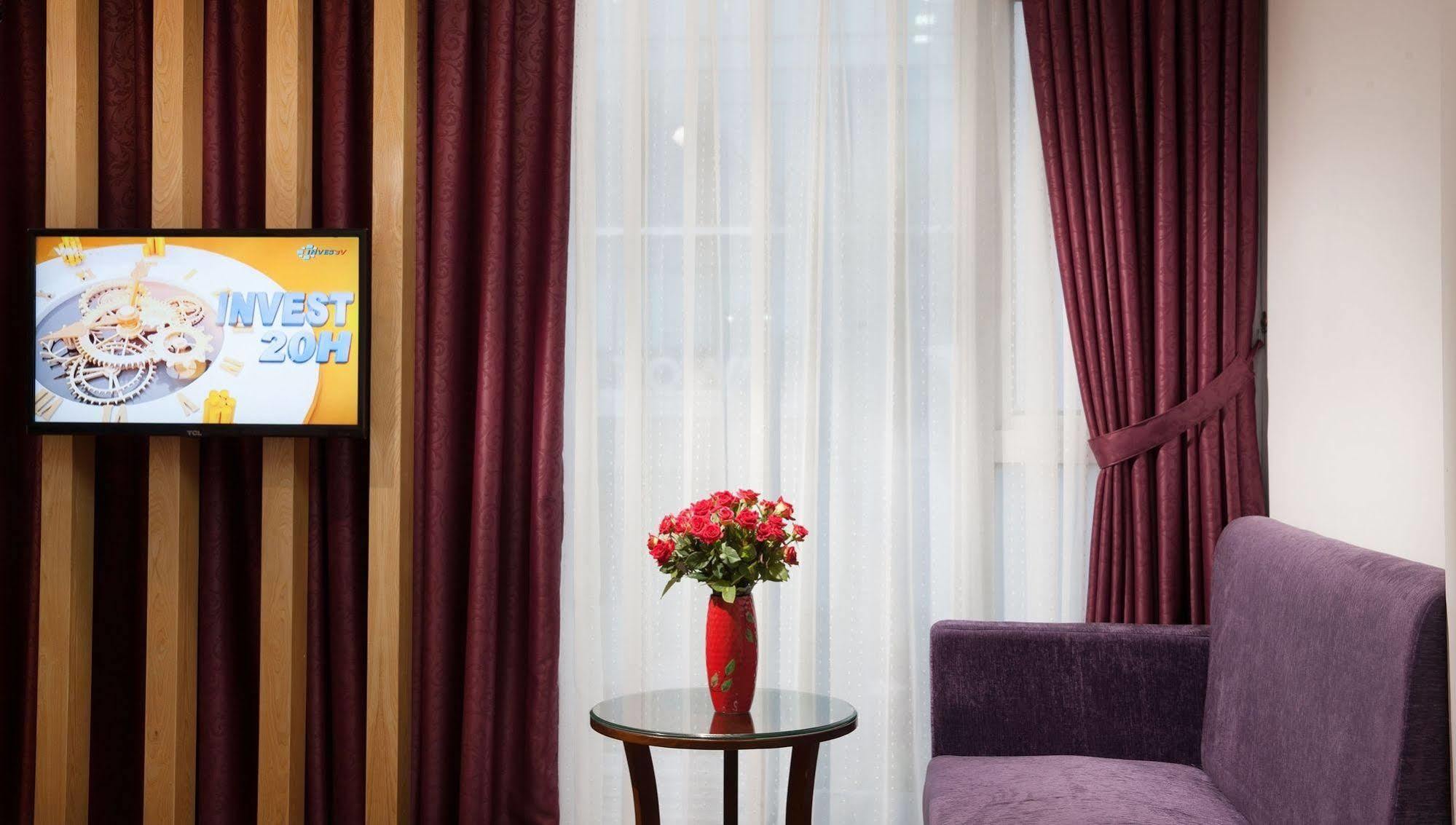 Tu Sakura Hotel Hanoi Buitenkant foto